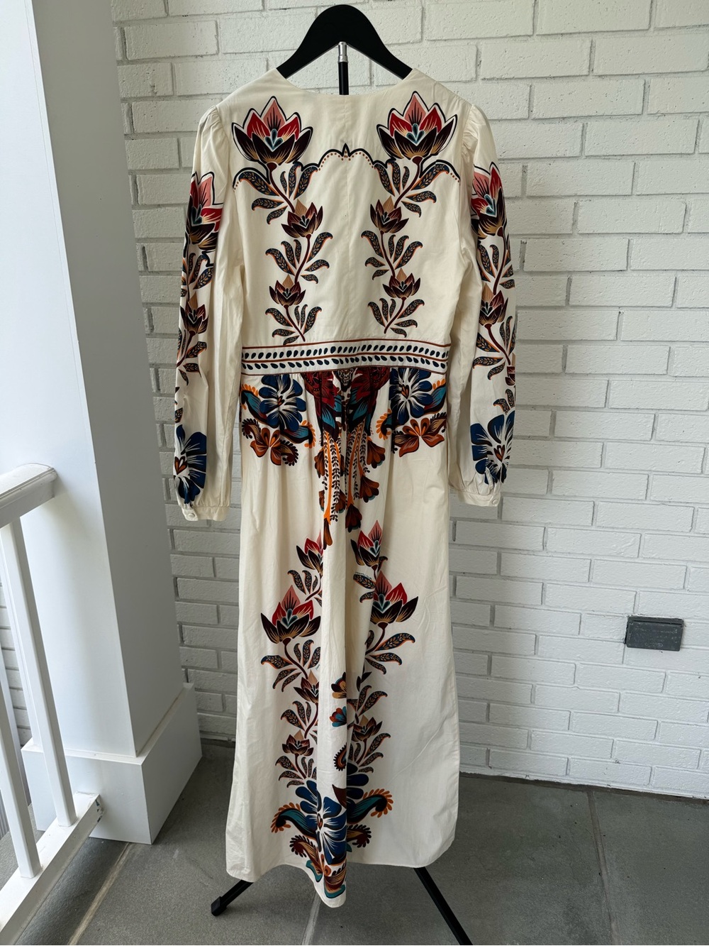FARM Rio for Anthropologie Maxi Dress with floral motif - Picture 5 of 12